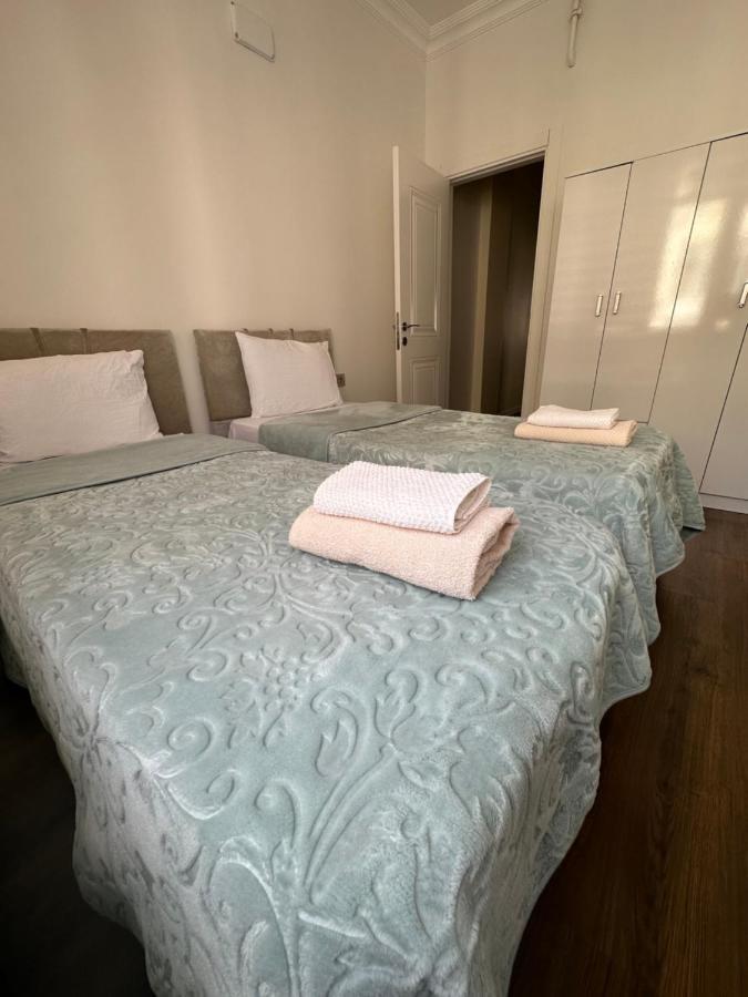 Center Of City In Besiktas 2 Plus 1 With 2 Bathroom And 3 Air Conditioner Стамбул Экстерьер фото